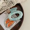 Pinza de Agarre Ovalada con Degradado de Crema Placa Francesa para Agarrar la Mitad de la Cabeza Pinza de Tiburón Accesorios para el Cabello de la Mitad de la Cabeza para Mujeres
