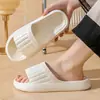 Pantuflas de hotel para hombre para el verano de 2025, nuevas sandalias cómodas antideslizantes para interiores, de baño y ducha para mujer