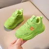 Venta al por mayor 2026 Primavera/Otoño Nuevos Zapatos de Papá Unisex para Niños Estilo Harajuku Bebé Niños Superficie de Cuero Zapatos Deportivos Zapatillas para Correr