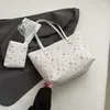 Estética Bolso Tote Versátil de Gran Capacidad para Desplazamiento Diario, Clase Estudiantil, Un Solo Hombro, Axila, Bolso de Mano Casual, Bolso para Mujer
