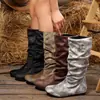 Gamuza Talla Grande Retro Cierre Lateral Punta Redonda Tacón Apilado Botas Mujer 2025 Invierno Nuevo Arrugado Comercio Exterior Talla Grande Botas Vaqueras