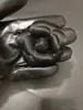 Flores de camelia de seda multicolor de alta gama de 6.6 cm de alto, flor pequeña fragante, base para joyería con broche pasador