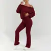 Conjunto Esportivo Popular Cruzado de Um Ombro para Mulheres, Conjunto Emagrecedor com Ombros à Mostra, Estilo Preguiçoso, Calça Ligeiramente Flare Conjunto de Duas Peças