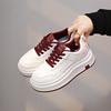 Sapatos Brancos Estilo Coreano Feminino 2024 Outono Novo Ins Estudante Casual Tendência Sapatos Femininos Sola Grossa Plataforma Elevatória Sapatos ZS81