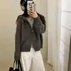 Cárdigan de punto con capucha y cremallera a rayas de bloques de color estilo coreano, un nuevo artículo de moda otoño/invierno, versátil y elegante, con un ambiente relajado y casual, para mujer