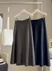 Falda midi de piel sintética de cintura alta para mujer, Nueva Colección Otoño/Invierno 2026, estilo Hepburn, estiliza la figura, buena caída, falda de cuero línea A