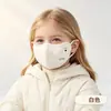 Máscara Quente Infantil de Veludo Australiano Antibacteriano 10A Proteção Contra o Frio Outono e Inverno 2025 Desenho Animado Fofo Máscara Protetora Solar de Caxemira Proteína