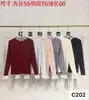 Nova coleção outono e inverno: camada base de tricô com gola alta parcial e renda feminina, um top de tricô suave e elegante, versátil e estiloso