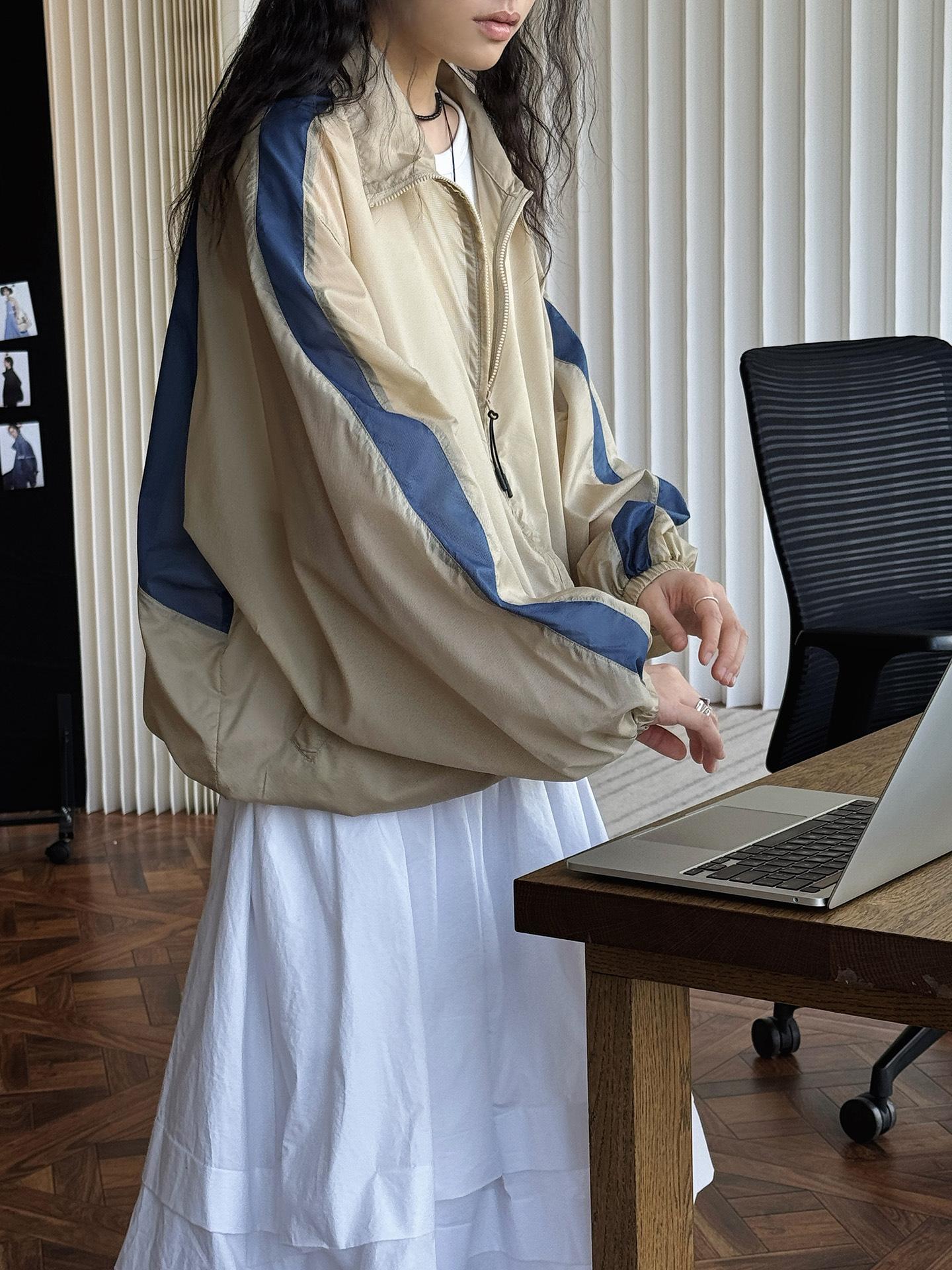 2C06724E-428F-422D-B90A-9365D3