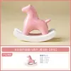 Adorno Creativo de Cerámica Caballo del Zodiaco de Fábrica para Escritorio Decoración de Caballo Mecedora para Sala de Estar Nuevo Modelo 2026 Regalo de Inauguración de Casa