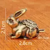 Adorno Creativo de Latón del Conejo del Zodiaco Metal Retro Personalidad Pesa Papeles para Escritorio de Oficina Bendición del Año del Conejo Regalo de Conejo