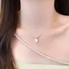 Colar de Pérolas com Laço de Luxo Leve de Nicho de Alta Qualidade para Mulheres, Corrente de Clavícula Versátil da Moda em Aço Titânio, Corrente de Pescoço Tendência