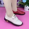 Sapatos casuais femininos de couro macio de cano baixo para comércio exterior transfronteiriço, verão, planos, sola macia, antiderrapantes, confortáveis, tamanho grande, versáteis, para trabalho