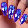Rombos Multifacéticos Estéreo 3D Fantasía Metal Galvanizado Brillante Manicura Moda Europea y Americana Cabeza Redonda Almendra Azul Uñas Postizas