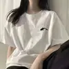 Camiseta de Manga Corta de Seda de Leche para Hombres y Mujeres, Nueva de Verano 2026, Top Holgado de Nicho para Estudiantes con Estampado Versátil