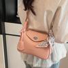 Bolsos de Diseño de Nicho para Mujer 2026 Nuevo Bolso de Hombro o Axila de Moda con un Toque de Lujo Bolso Cruzado Versátil