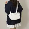 Bolsa Quente Peluda para Mulheres 2025 Outono e Inverno Nova Bolsa Peluda Fashion Versátil Bolsa de Ombro Transversal Satchel Bolsa de Pelúcia