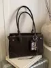 Bolso de Hombro Grande de Alta Calidad 2025, Bolso Tote de Mano para Mujer, Bolso Versátil de Moda Nuevo para Otoño e Invierno