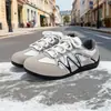 Nuevos Zapatos Deportivos Casuales de Malla Transpirable Estilo Otoño Venta al por Mayor Suela Suave Cómodos Zapatos Forrest Gump para Hombres y Mujeres Zapatos de Entrenamiento Alemanes
