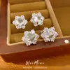 Brincos de agulha prateada com design de flor de zircônia, simples e elegantes, versáteis para o dia a dia, luxo leve e sensação de alta qualidade, atacado