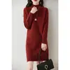 Nuevo Vestido de Punto de Lana Pura con Cuello Alto y Medio para Otoño e Invierno 2026, Vestido de Longitud Media Holgado con Jacquard de Diamantes para Mujer