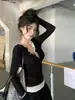 Camiseta de manga longa com gola semiaberta, look de duas peças estilo americano, para mulheres, design de primavera e outono, top de camada interna slim fit