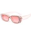 Óculos de sol de moda novos de fábrica com incrustação de diamantes Óculos de sol quadrados pequenos com strass da moda europeia e americana Óculos de sol femininos