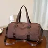 Bolsa de viagem curta feminina, novo estilo 2026, grande capacidade, leve e fácil de guardar, também adequada como bolsa de mão para esportes e fitness