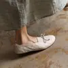 Zapatos de abuela retro casual para todas las estaciones, zapatos planos de punta redonda de cuero genuino, comercio exterior transfronterizo, talla grande, zapatos de mujer cómodos de suela blanda