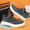 24 Zapatos Deportivos Casuales de Punto Cruzado de Gran Tamaño Nuevos Transfronterizos para Parejas, Hombres y Mujeres, Zapatillas Transpirables de Moda sin Cordones