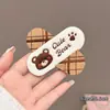 Dulces accesorios para el cabello de otoño e invierno para mujer, con un diseño de caricatura y un estilo divertido y juguetón, con una nueva colección 2026 de lindos pasadores para el cabello para niños