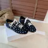 Zapatos de Ballet Retro de Lunares para Mujer, Nuevo Estilo Verano 2026, Zapatos Planos Casuales Diarios, Zapatos de Entrenamiento Ligeros Versátiles con Doble Hebilla Alemanes