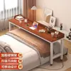 Escritorio de computadora de lujo ligero, mesa cruzada móvil para cama, mesa larga para mesita de noche de apartamento pequeño, escritorio sobre la cama, escritorio de escritura, mesa para persona perezosa de celebridad de internet