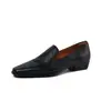 Zapatos de vestir de punta cuadrada para mujer hechos de piel de vacuno de plena flor, con tacón grueso y tacón bajo, un nuevo estilo otoño/invierno, piel genuina, adecuados para madres, zapatos de vestir de altura media, mocasines