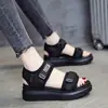 Sandalias de Cuña con Plataforma Ultraligeras y Modernas para Mujer, Novedad Verano 2026, Sandalias de Playa Versátiles de Gama Alta, Celebridad de Internet