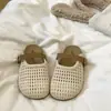 Novedad Primavera Verano 2026 Mocasines sin Cordones Tejidos Huecos de Suela Gruesa Cerrados Transpirables para el Hogar y el Exterior para Mujer