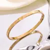 Pulsera de Acero Titanio Chapada en Oro, Estilo Transfronterizo Popular en Europa y América, Pulsera de 4 mm, 18K Impermeable, No se Desvanece, Venta Directa al por Mayor de Fábrica