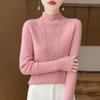 Prenda de Primera Línea Seamless Ajustada Cuello Medio Alto Camiseta Base para Mujer 2024 Otoño e Invierno Nuevo Suéter de Punto de Estilo Occidental Ajustado para Mujer