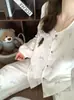 Pijama infantil de manga longa com laço, para primavera e outono, adequado como roupa externa, conjunto de outono, roupa de casa em algodão nuvem, novo modelo 2026