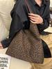 Bolso Grande de Leopardo para Mujer, Bolso de Hombro Versátil Nueva Moda 2026, Bolso Tote Casual Retro Clásico para Viajes