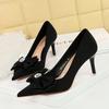 Zapatos de tacón individuales 18249-Ah33 (Este modelo está agotado y no se volverá a surtir)