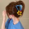 Peinado semirecogido único y hermoso 2026, pinza de cangrejo de tamaño mediano extremadamente atractiva para la parte posterior de la cabeza, accesorio de pinza para el cabello simple