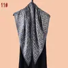 Bufanda Triangular Pequeña de Nuevo Estilo con Estampado Geométrico y Patrón de Espiga, Chal de Protección Solar para Viaje, Fábrica Fuente Mayorista