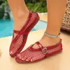 Sapatilhas de balé vazadas planas da Amazon em estoque para mulheres, confortáveis tamanho grande 2026 sapatos de malha slip-on de verão atacado