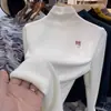 Camiseta Básica Blanca de Media Cuello Alto con Hilo para Mujer en Otoño e Invierno Nuevo Estilo Dibujo Animado Sencilla Versátil Ajustada Cálida Prenda Interior para Mujer