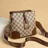 Bolso Cubo Retro Transfronterizo 2026 Nuevo Estilo Bolso de Hombro Versátil de Alta Gama Bolso de Mano de Gran Capacidad para Viajes de Negocios Venta al por Mayor