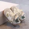 Zapatos Deportivos para Niñas 2026 Primavera/Otoño Estilo Nuevo Zapatos Agan de Pequeña Flor de Cerezo para Niños con Forro Polar Suela Suave Antideslizante Zapatos Casuales