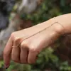 Pulsera de Cadena Nueva Transfronteriza Europea y Americana Verano Moda Creativa Cadena de Dedo Minimalista para Mujer Cadena Aplanada Pulsera de Dedo