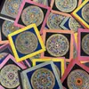 Mandala Pintado a Mano Tibetano Nepalí Dorado Caliente Tamaño 26*26 Núcleo de Tarjeta