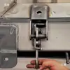 Modelo Galvanizado Camión Bisagra de Apertura Rápida Hebilla Fácil Camión Volquete Puerta Lateral Volteable Tope de Puerta Camión de Cuerpo Alado Pasador de Gancho
